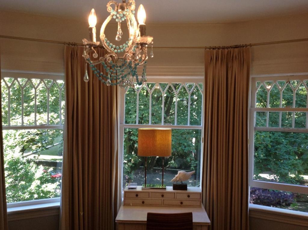 Bed & Breakfast Barclay House 4*