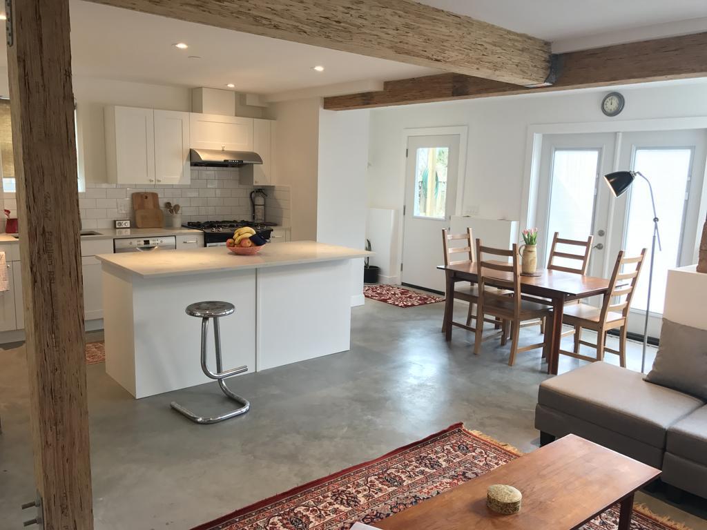 Lotusland Garden Suite