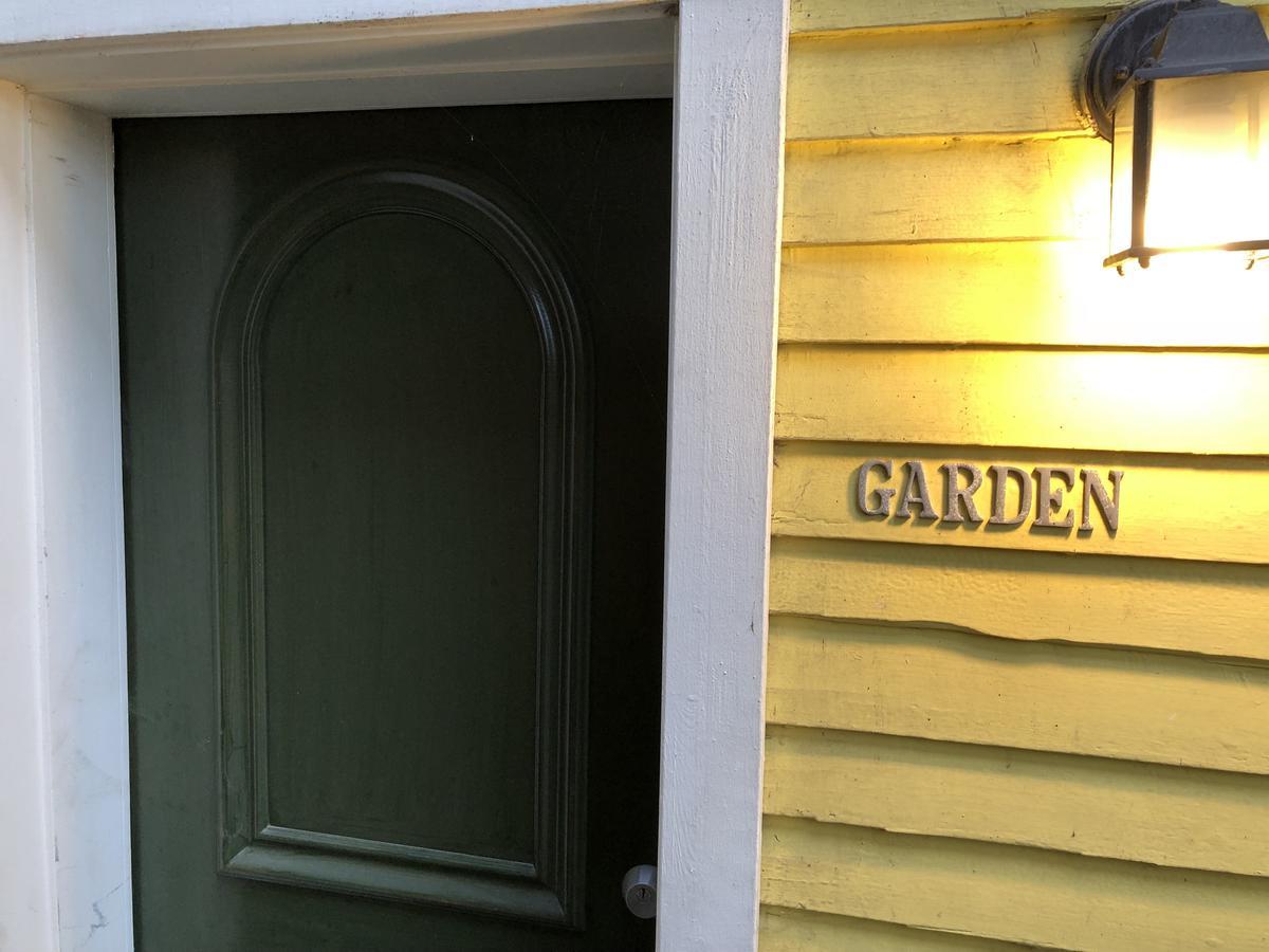 Barclay House Bed & Breakfast 4*