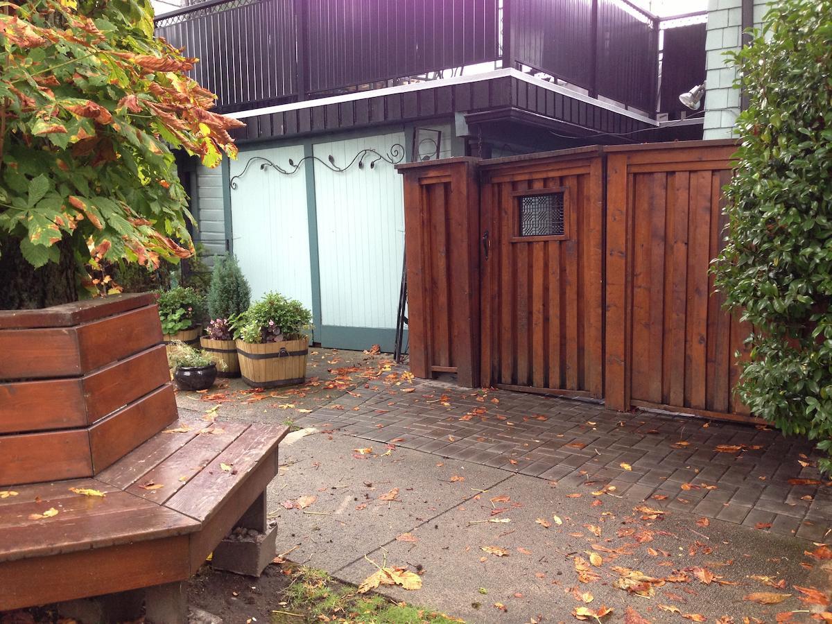 Kings Corner Guest house 2*