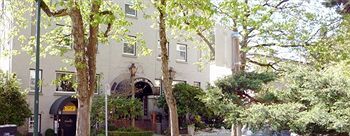 Inn The Buchan Vancouver
