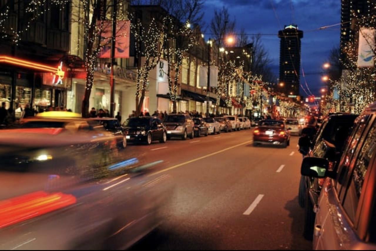 Robson & Granville Luxury Apartment *