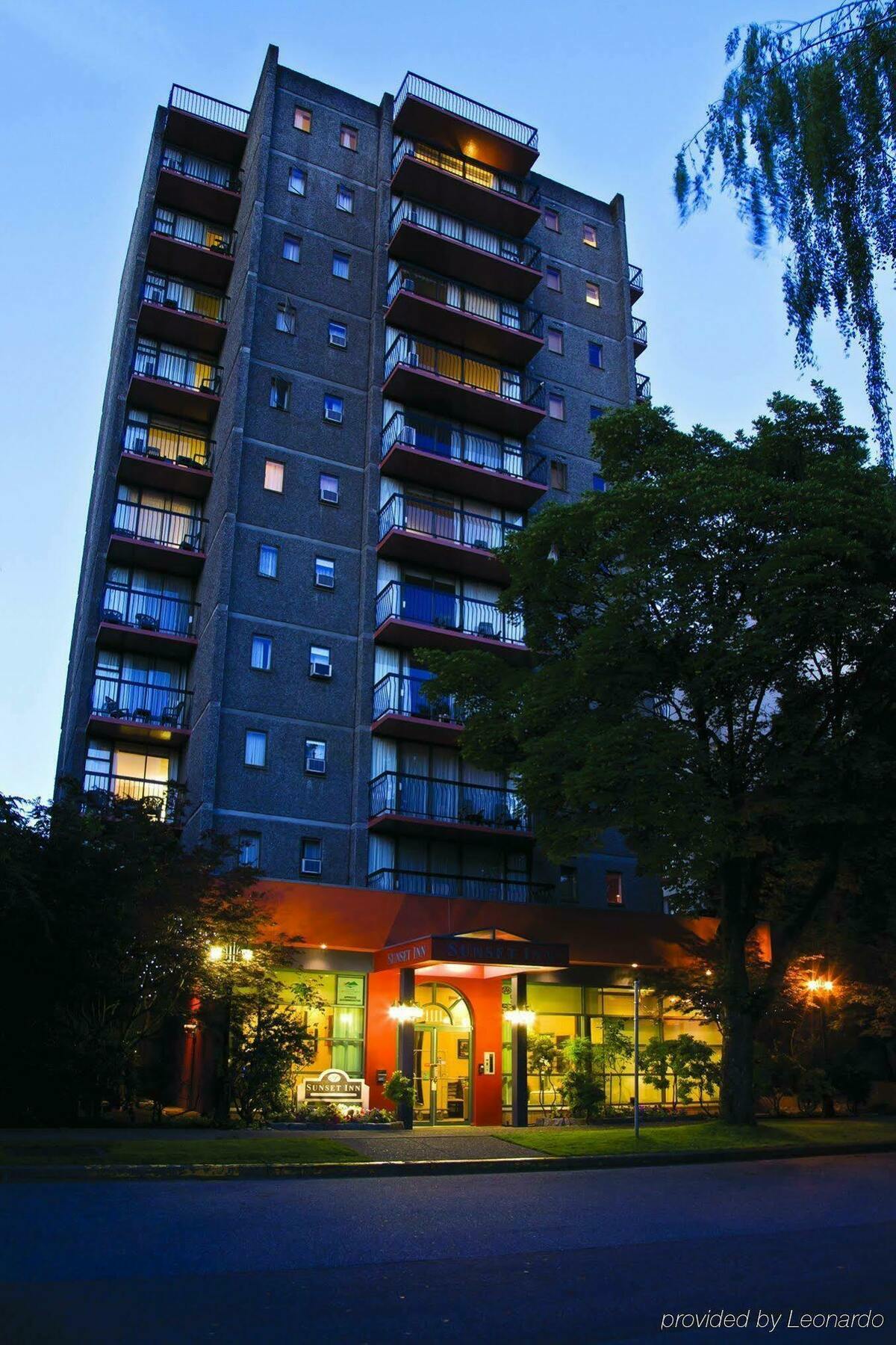 Sunset And Aparthotel