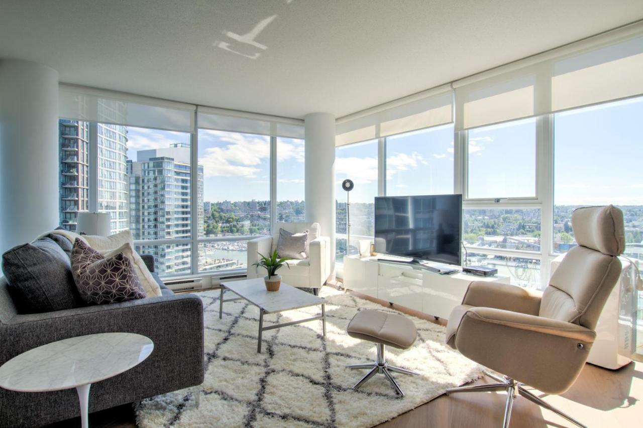 Sky Club Apartment Vancouver