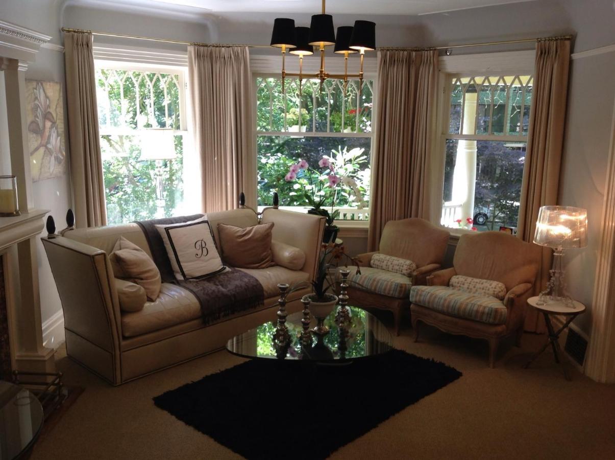 Bed & Breakfast Barclay House 4*