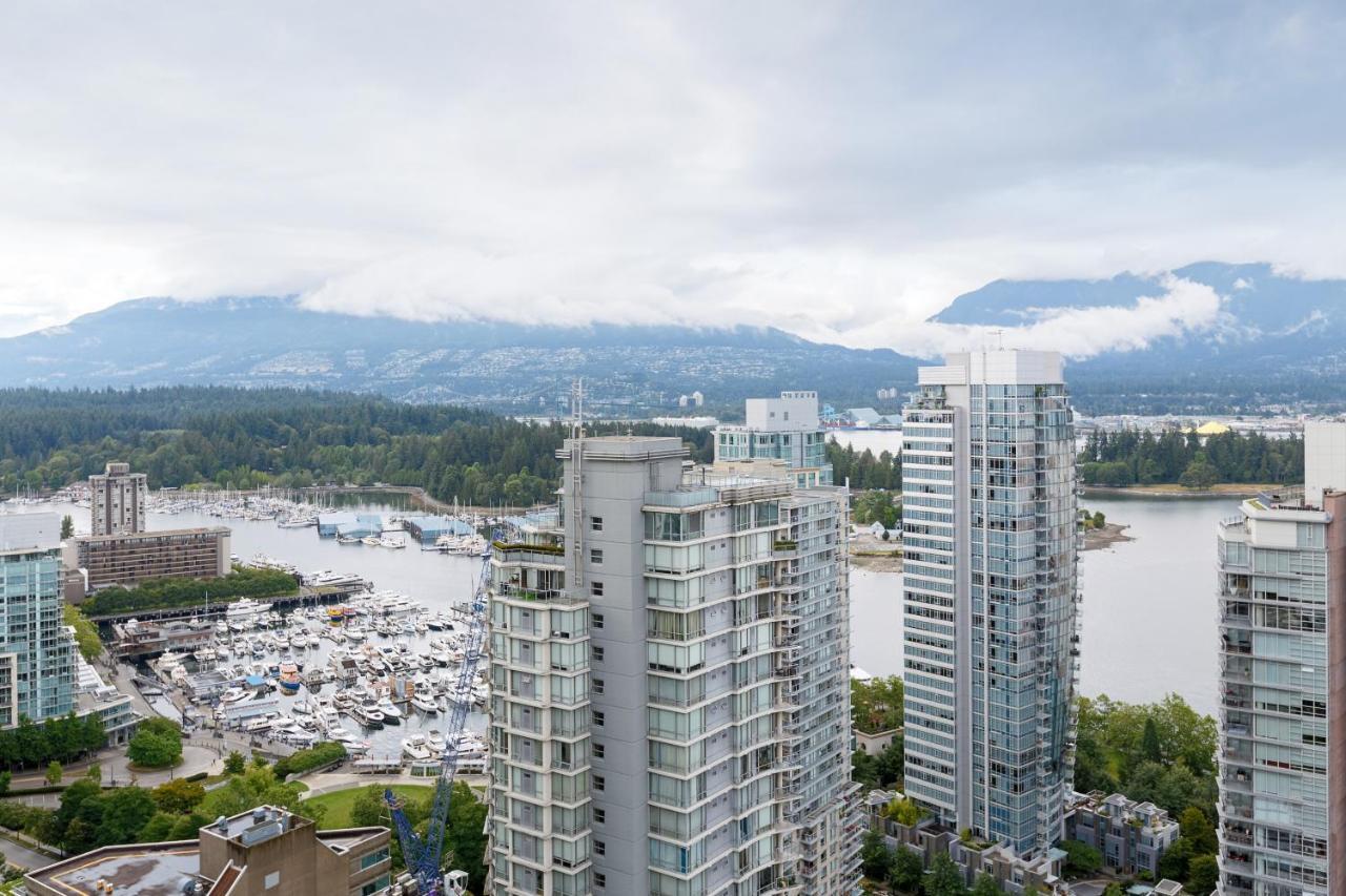 Sky Club Apartment Vancouver