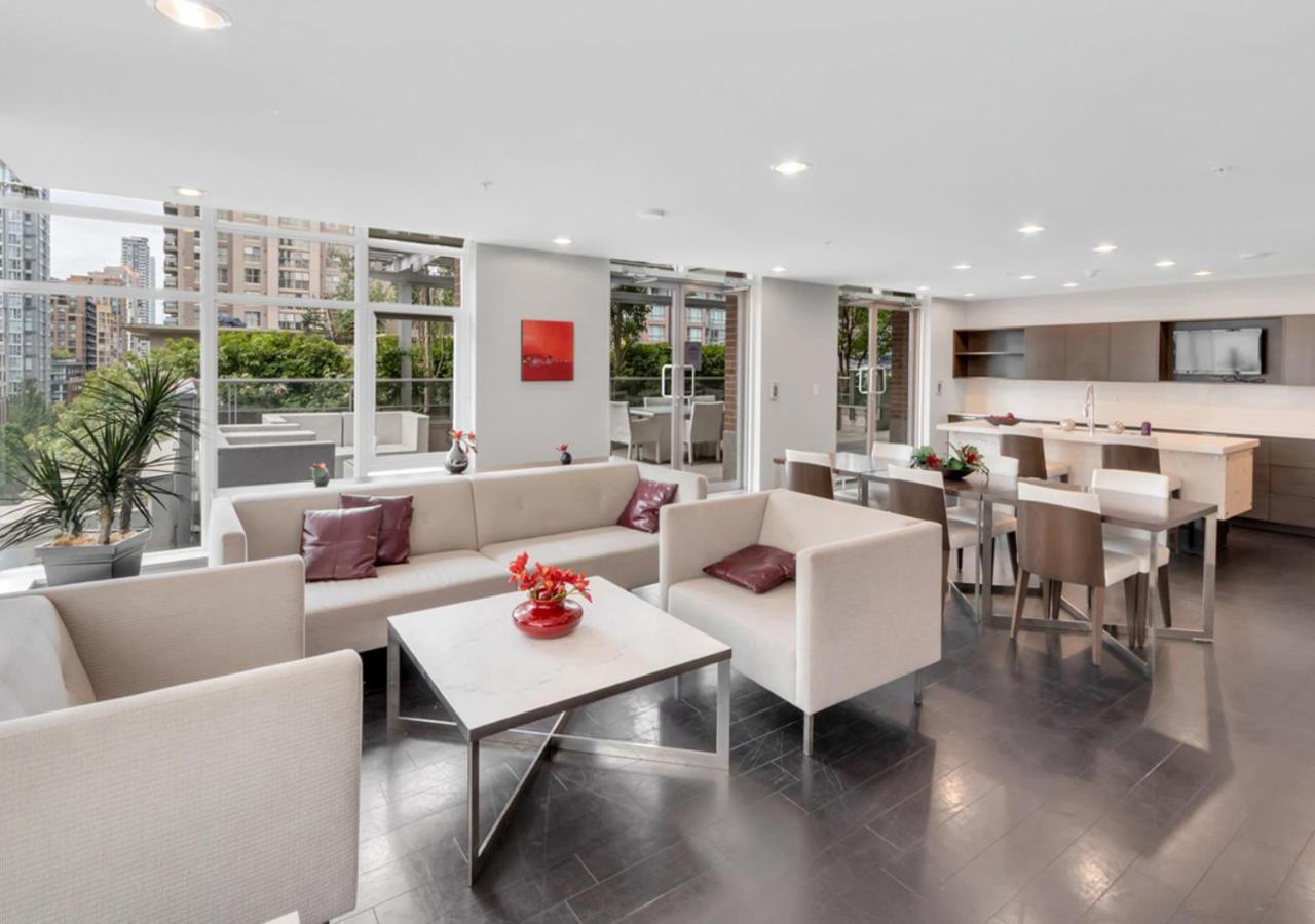 Sky Club Apartment