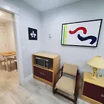 Cozy Guest Suite In Quiet Home With Private Entry