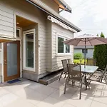West Coast Luxury Living