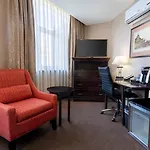 Ramada Limited Downtown Vancouver