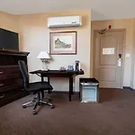 Ramada Limited Downtown Vancouver