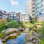 Downtown King Suite-Surround Views-Pool/Gym/Parkng