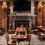 Kingston Hotel
