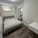 Private Suite 1 Bed 1 Bath 15 Mins Yvr And Downtown 舒适安静