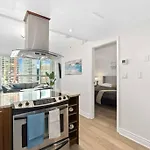 2Br Condo With Breathtaking View In Downtown! Free Parking - 6 Sleep