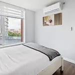 Gardenview Modern Condo With Parking, Gym, Pool, Ac