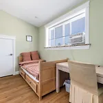 Three Bedrooms Brand New Laneway House Near Public Transit