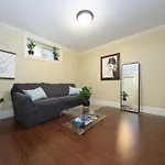 Oakridge Cozy Guesthouse