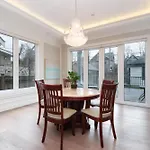 Dunbar Luxury Homestay