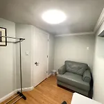 Vancouver West Side Cozy Room