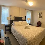 Douglas Guest House