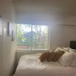 4 Bedroom Upper Level Kits Home