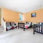 Charming Retreat On Cypress Street, Your Home Away From Home