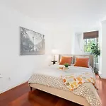 Luxurious Coal Harbour Duplex Steps From The Water