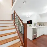 Luxurious Coal Harbour Duplex Steps From The Water