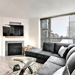 Luxury Condo In Downtown Vancouver With City View