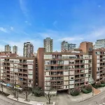 Beautiful City Two Beds Suite With Free Parking