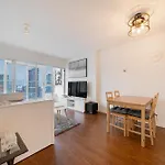 Great Ocean Mountain & City Views With One Free Parking