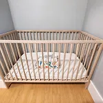 Cozy Home With 3Beds2Baths In Marpole Vancouver