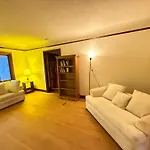 Vancouver Holiday Home- Close To Shopping, Beach, Ubc And Downtown