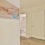 Family Studio In Central Downtown