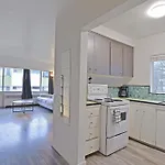 Family Studio In Central Downtown