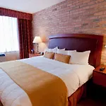 Quality Hotel Downtown-Inn At False Creek