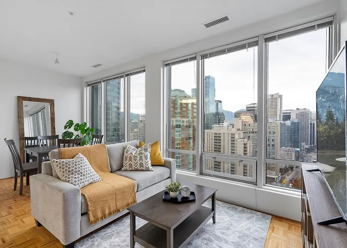 Central Downtown Highrise Condo