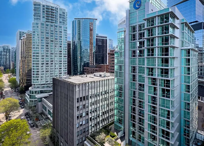 Coast Coal Harbour Vancouver Hotel by APA
