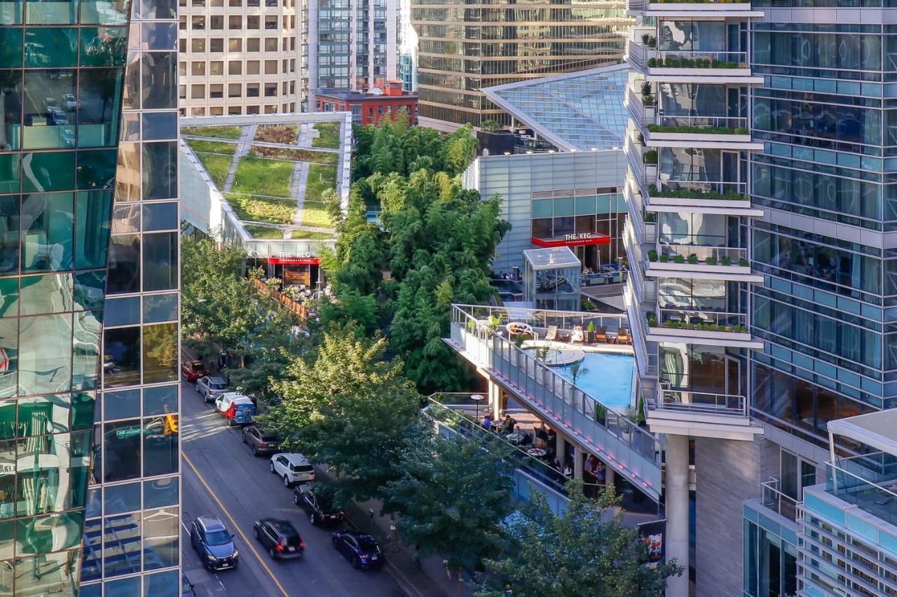 Robson & Granville Luxury * Vancouver
