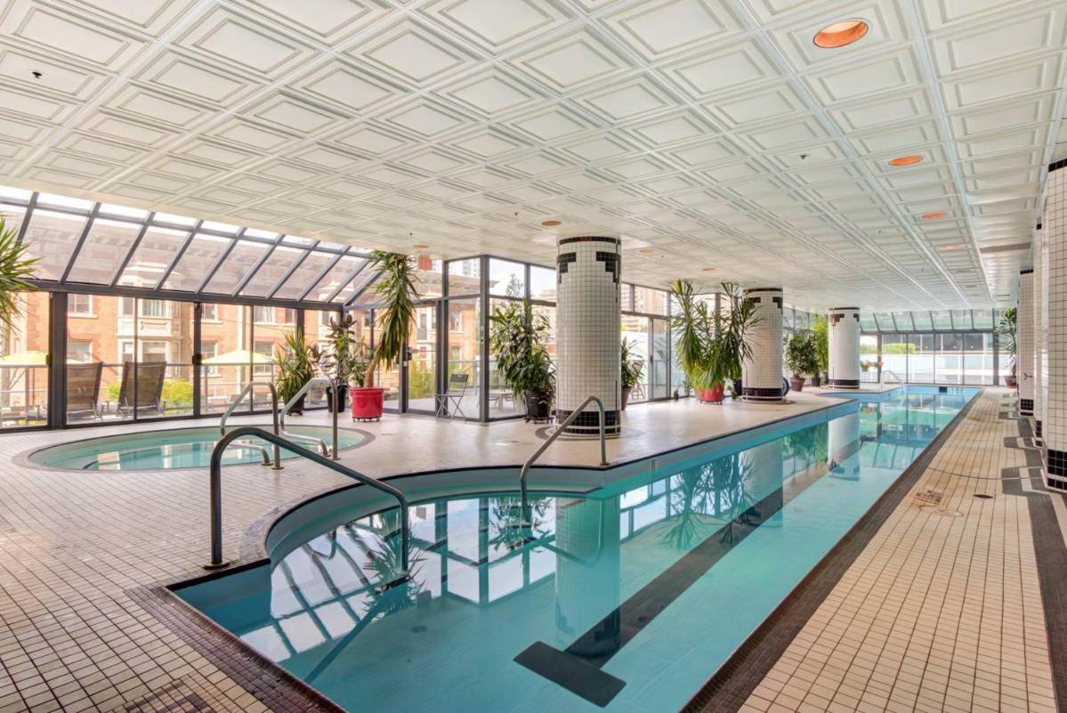 Robson & Granville Luxury * Vancouver