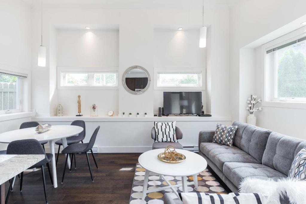 West Coast Luxury Living Ferienhaus *
