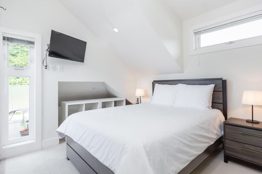 West Coast Luxury Living Vancouver