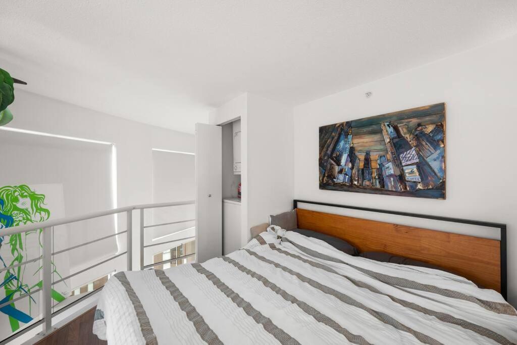 Apartment Beautiful Downtown Loft With Full Kitchen