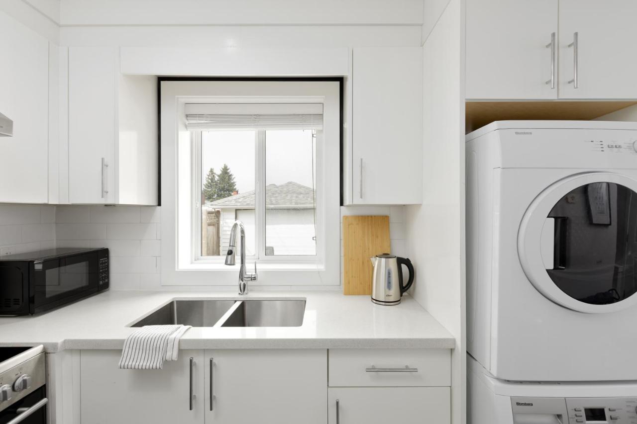 Newly Built Laneway 1 Bd Centrally Located Apartment