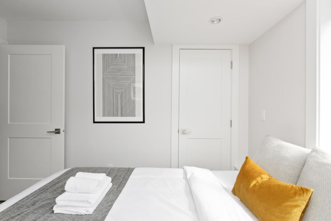 Newly Built Laneway 1 Bd Centrally Located Vancouver
