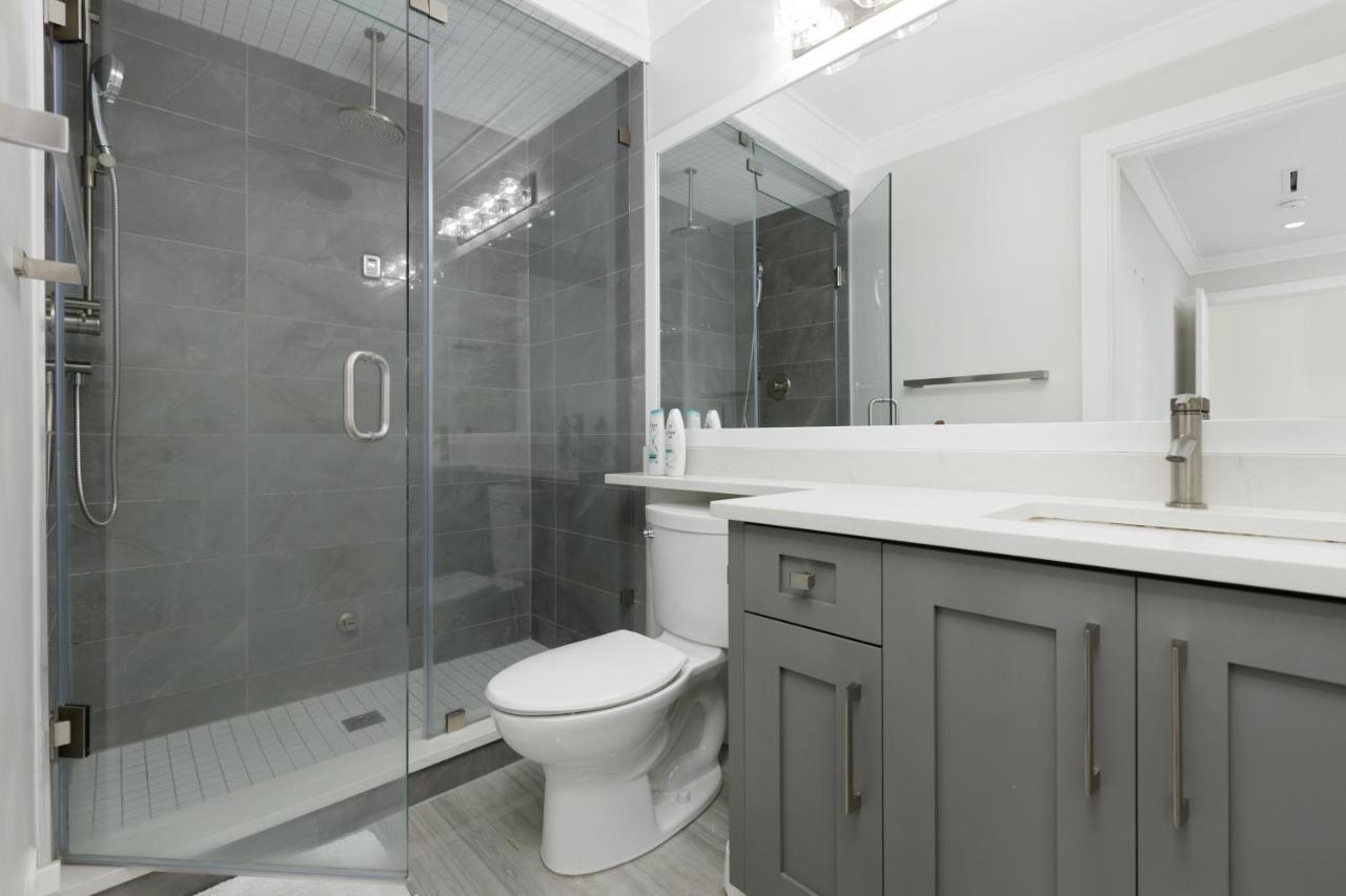Cheerful 5 Bedroom House In Apartment *