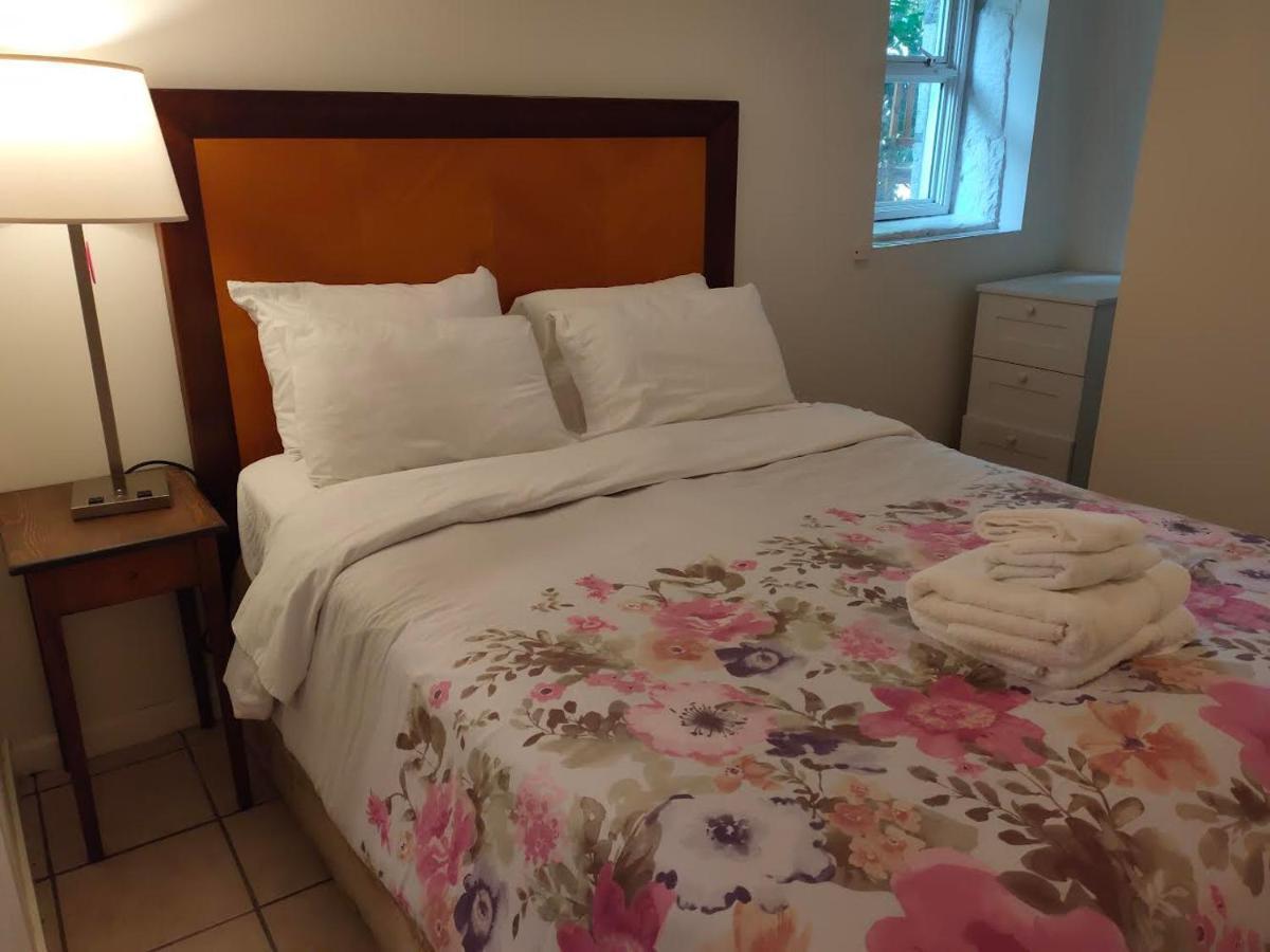 Guest house West Coast *