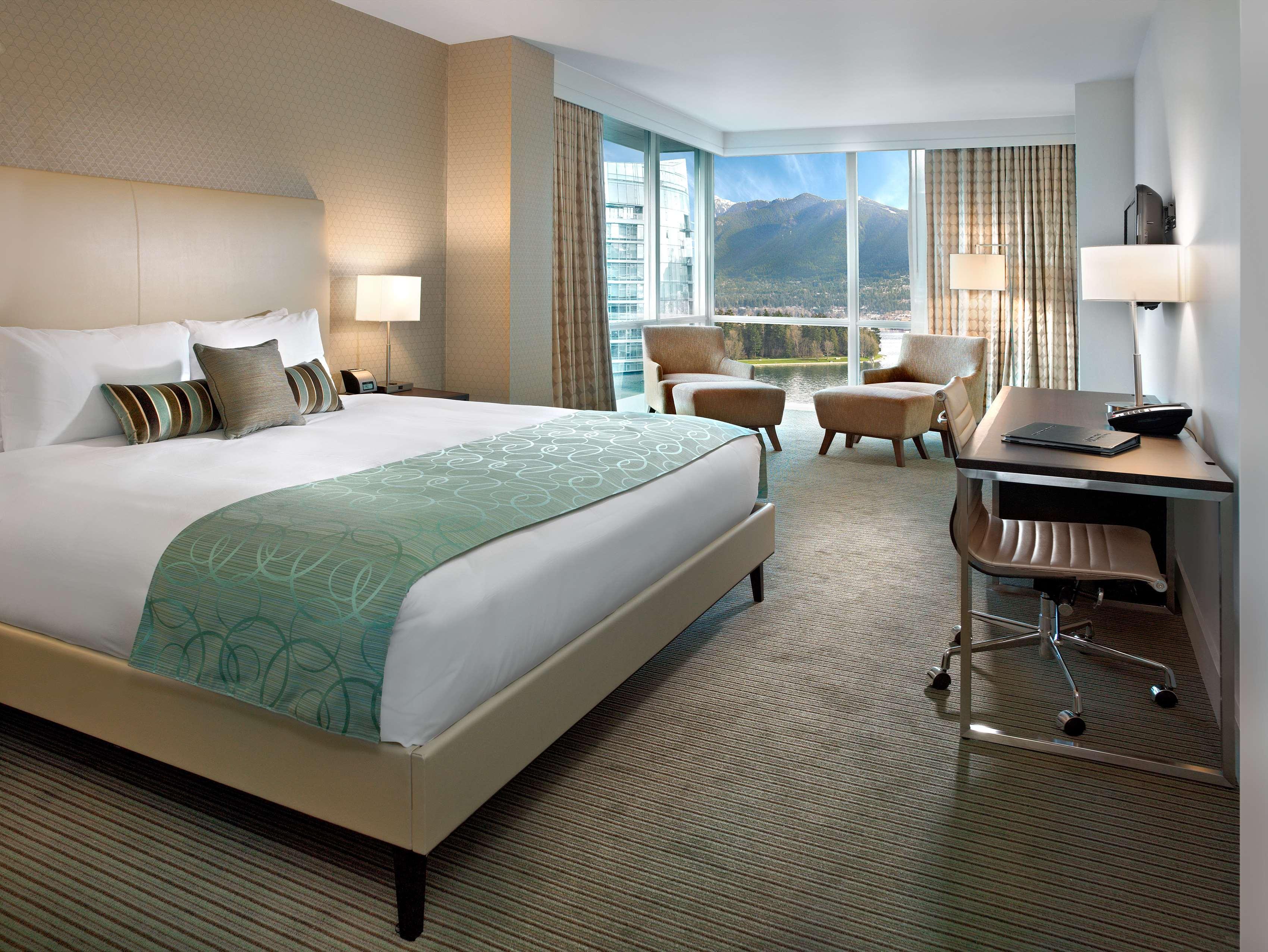 Hotel Coast Coal Harbour By Apa Vancouver