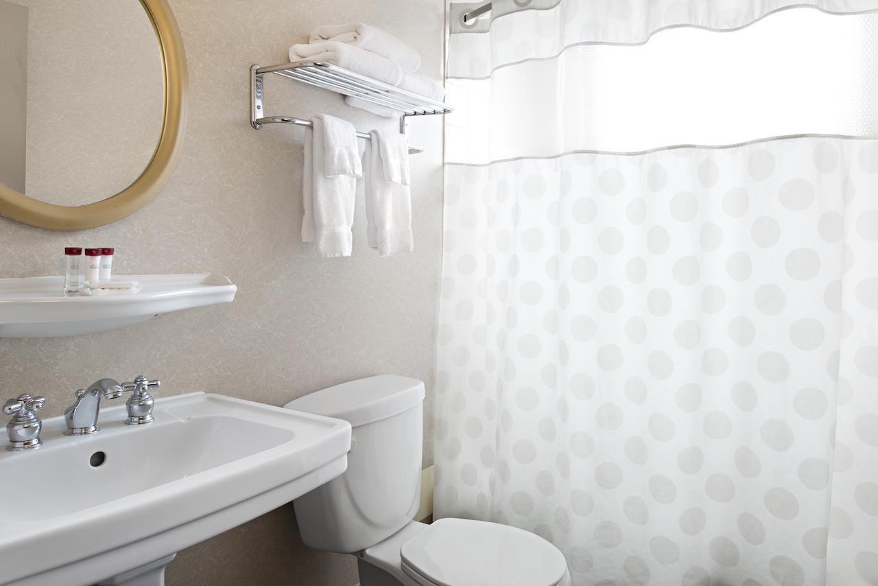 Ramada Limited Downtown 3* Vancouver